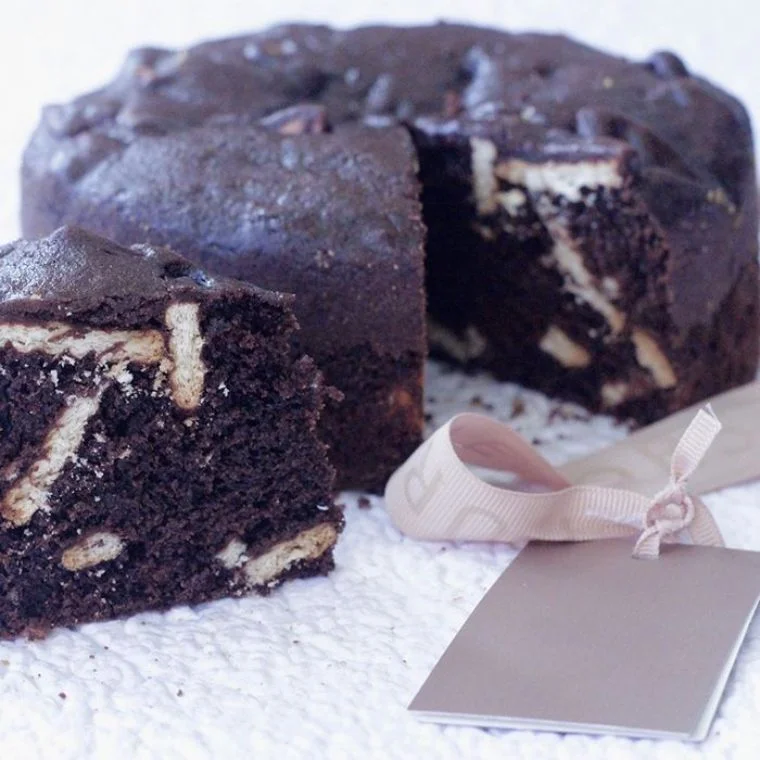 Chocolate Biscutti Cake