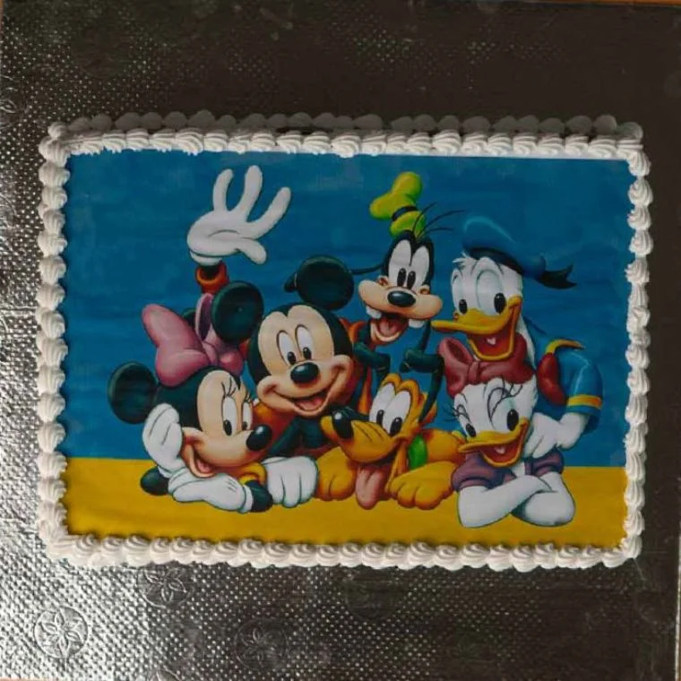 Mickey Mouse cake