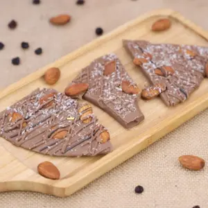 Almond Milk Bark (100gm)